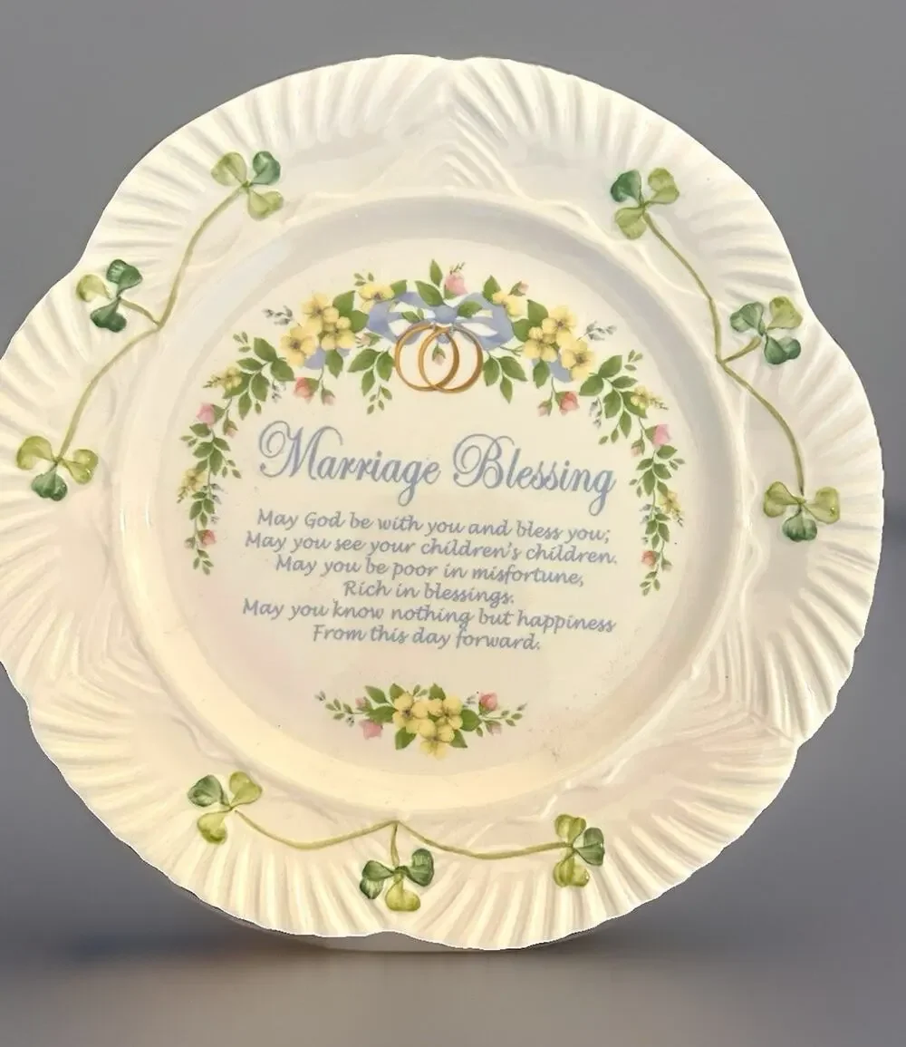 Belleek Ireland Classic Marriage Blessing 8.8-Inch Decorative Plate Shamrock EUC